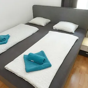 Διαμέρισμα In Near Schoenbrunn & Westbahnhof - Keyless Check-in